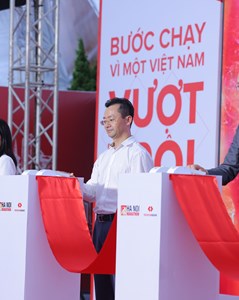 Khai mạc Hà Nội Marathon Techcombank 2023: "Bước chạy vì một Việt Nam vượt trội", mang tinh thần đoàn kết, sẻ chia và trách nhiệm cộng đồng