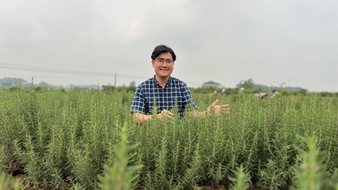 CEO Kiều Đình Lương - Phát triển sản phẩm thảo dược bền vững phải đi từ phát triển vùng trồng