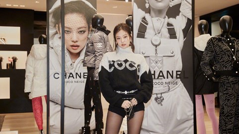 Nghịch lý ngành xa xỉ: Doanh số tăng quá nhanh, giá trị thương hiệu Chanel sụt giảm ở Hàn Quốc