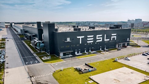 Trung Quốc đứng đầu thế giới về xuất khẩu xe điện, riêng Tesla Thượng Hải đã chiếm 1/5 doanh số
