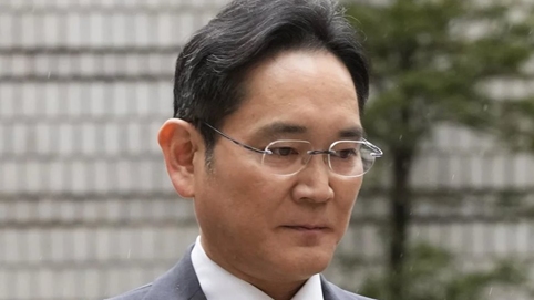 Chủ tịch Samsung Lee Jae-Yong thừa nhận công ty đang "đối mặt với vấn đề sống còn", sẵn sàng hy sinh lợi nhuận ngắn hạn để đầu tư cho tương lai