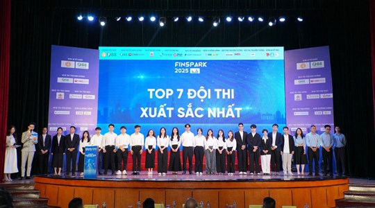 Chung kết FinSpark 2025: Khép lại hành trình ươm mầm tài năng fintech trẻ