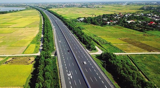 Bộ Xây dựng: Quyết liệt đổi mới, mục tiêu 5.000 km cao tốc và 1 triệu căn nhà ở xã hội vào năm 2030