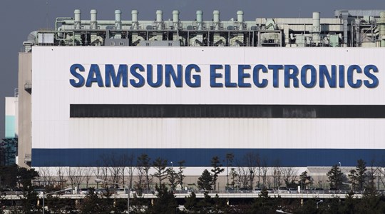 Nikkei Asia: Một nhà máy sản xuất chip bán dẫn của Samsung Electronics xây xong gần 92% bất ngờ phải trì hoãn tiến độ... vì không có khách hàng 