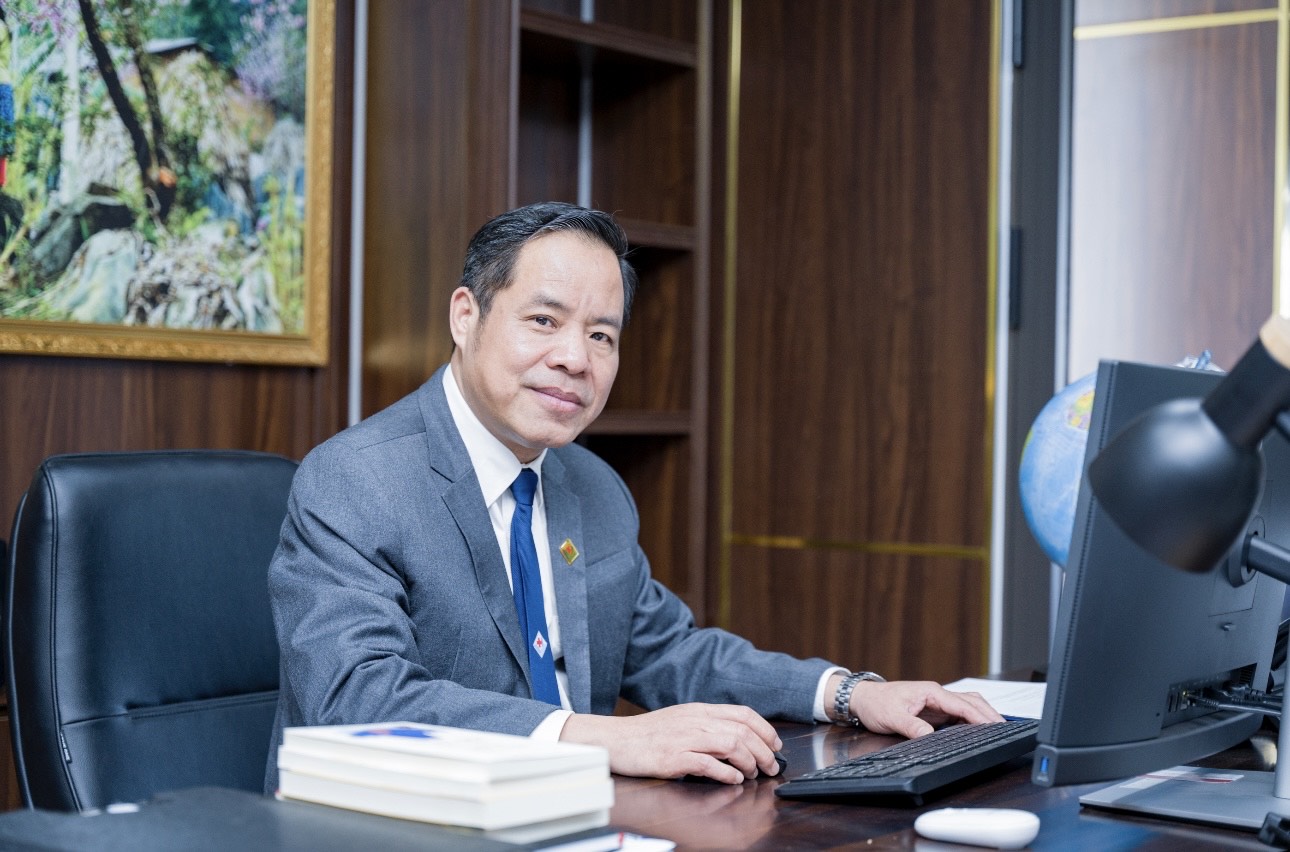 Doanh nghiệp tư nhân muốn phát triển: Phải thượng tôn pháp luật - Ảnh 2 Doanh nghiệp tư nhân muốn phát triển: Phải thượng tôn pháp luật - Ảnh 2