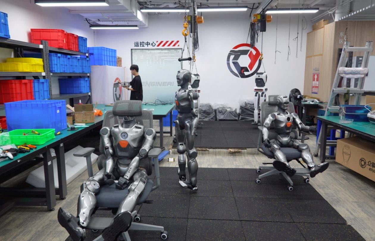 Thế giới 'bán' giấc mộng robot hình người: Sản xuất bất chấp dù 7 năm mới hoàn vốn, có công ty nhắm làm 12.000 mẫu/năm - Ảnh 2 Thế giới 'bán' giấc mộng robot hình người: Sản xuất bất chấp dù 7 năm mới hoàn vốn, có công ty nhắm làm 12.000 mẫu/năm - Ảnh 2