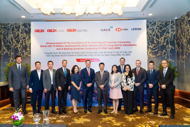 Các bên tham gia Lễ công bố hoàn tất giao dịch bảo lãnh khoản vay không ràng buộc trị giá 79 triệu USD cho GELEX. Các bên tham gia Lễ công bố hoàn tất giao dịch bảo lãnh khoản vay không ràng buộc trị giá 79 triệu USD cho GELEX.