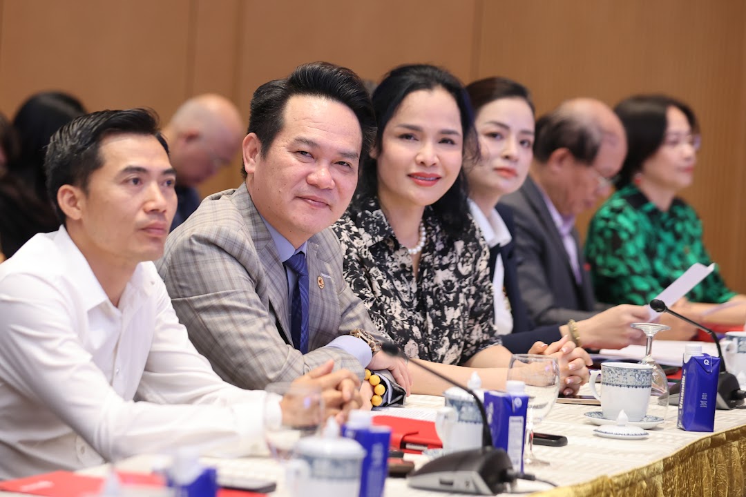 Đại diện các doanh nghiệp tham dự Tọa đàm - Ảnh: VGP/Nhật Bắc  