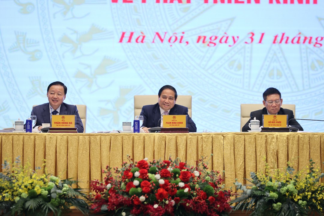 Thủ tướng Chính phủ Phạm Minh Chính, các Phó Thủ tướng Trần Hồng Hà, Hồ Đức Phớc chủ trì Tọa đàm - Ảnh: VGP/Nhật Bắc Thủ tướng Chính phủ Phạm Minh Chính, các Phó Thủ tướng Trần Hồng Hà, Hồ Đức Phớc chủ trì Tọa đàm - Ảnh: VGP/Nhật Bắc