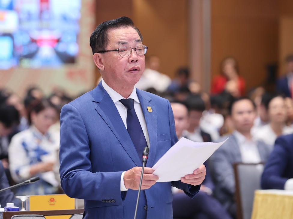 Chủ tịch Hiệp hội Thương mại giống cây trồng Việt Nam Trần Mạnh Báo mong muốn Nhà nước sớm xây dựng và ban hành cơ chế riêng cho doanh nghiệp khoa học công nghệ trong lĩnh vực nông nghiệp bao gồm đất đai, tín dụng, thuế, đào tạo - Ảnh: VGP/Nhật Bắc Chủ tịch Hiệp hội Thương mại giống cây trồng Việt Nam Trần Mạnh Báo mong muốn Nhà nước sớm xây dựng và ban hành cơ chế riêng cho doanh nghiệp khoa học công nghệ trong lĩnh vực nông nghiệp bao gồm đất đai, tín dụng, thuế, đào tạo - Ảnh: VGP/Nhật Bắc
