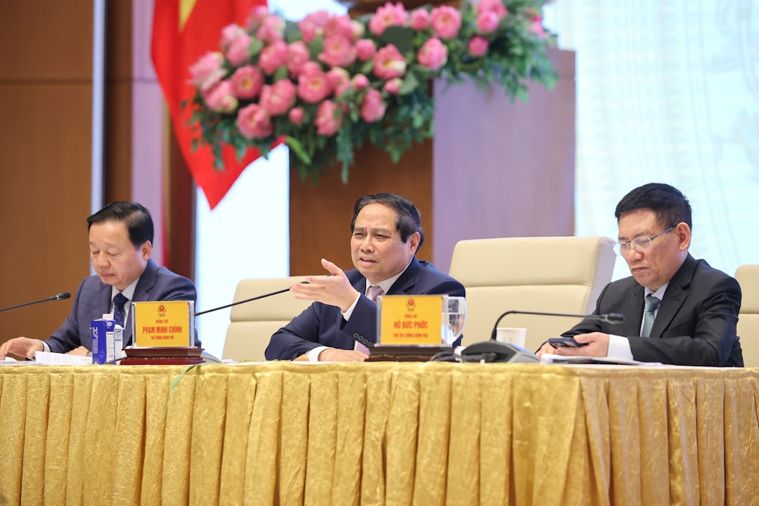 Thủ tướng Chính phủ trực tiếp trao đổi, trả lời nhiều kiến nghị, đề xuất của doanh nghiệp - Ảnh: VGP/Nhật Bắc Thủ tướng Chính phủ trực tiếp trao đổi, trả lời nhiều kiến nghị, đề xuất của doanh nghiệp - Ảnh: VGP/Nhật Bắc