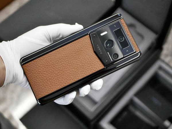 Meta Vertu 2