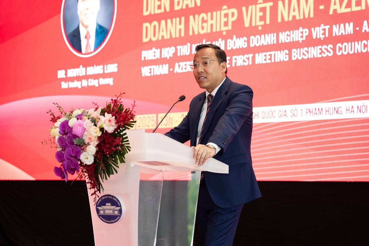 Ông Nguyễn Hoàng Long - Thư trưởng Bộ Công Thương. Ảnh: VINEN Ông Nguyễn Hoàng Long - Thư trưởng Bộ Công Thương. Ảnh: VINEN