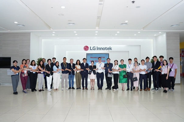 Đại biểu ABAC thăm LG Innotek tại Khu Công nghiệp Tràng Duệ của KBC Đại biểu ABAC thăm LG Innotek tại Khu Công nghiệp Tràng Duệ của KBC