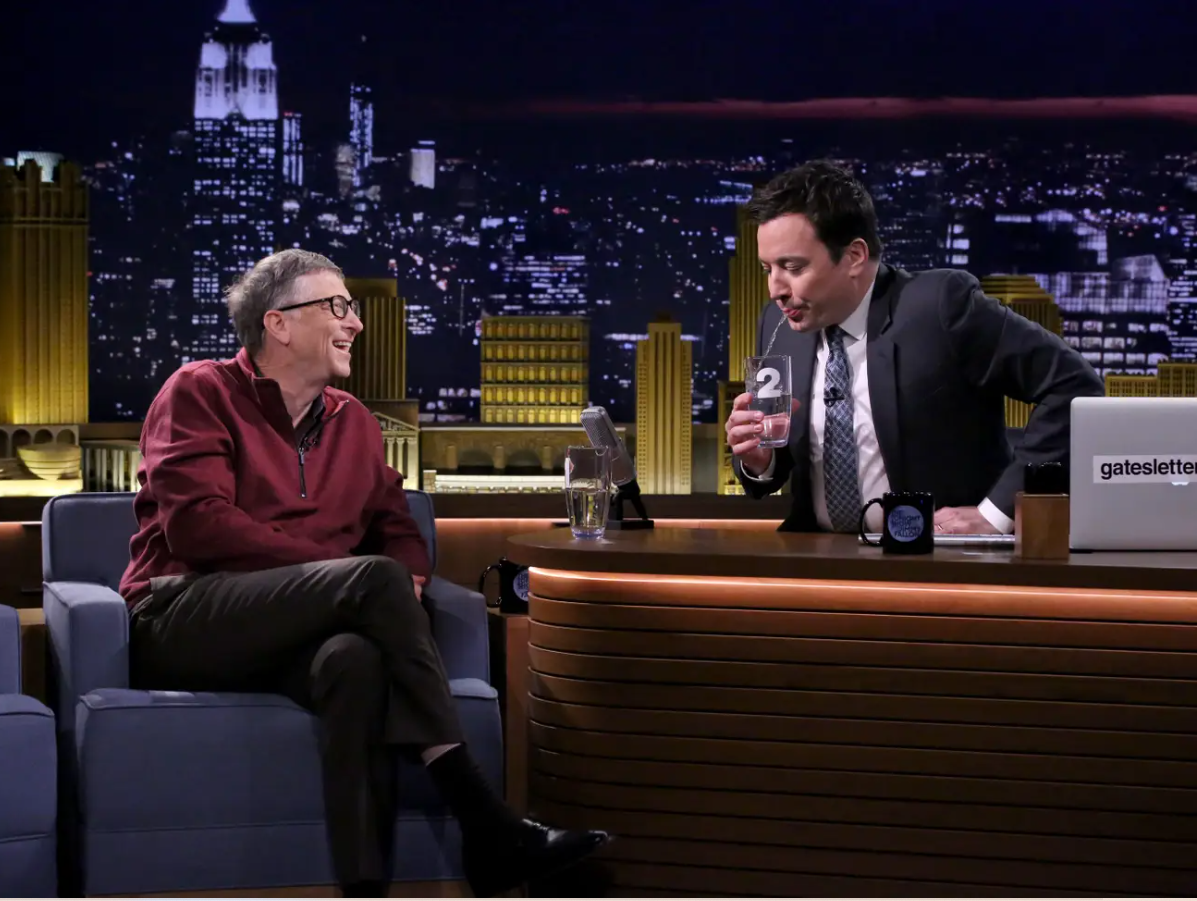 Tỷ ph&uacute; Bill Gates v&agrave; người dẫn chương tr&igrave;nh&nbsp;The Tonight Show.