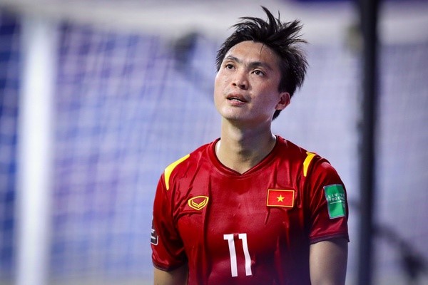 Mức lương của các cầu thủ trẻ nổi bật làng bóng đá Việt - Ảnh 3