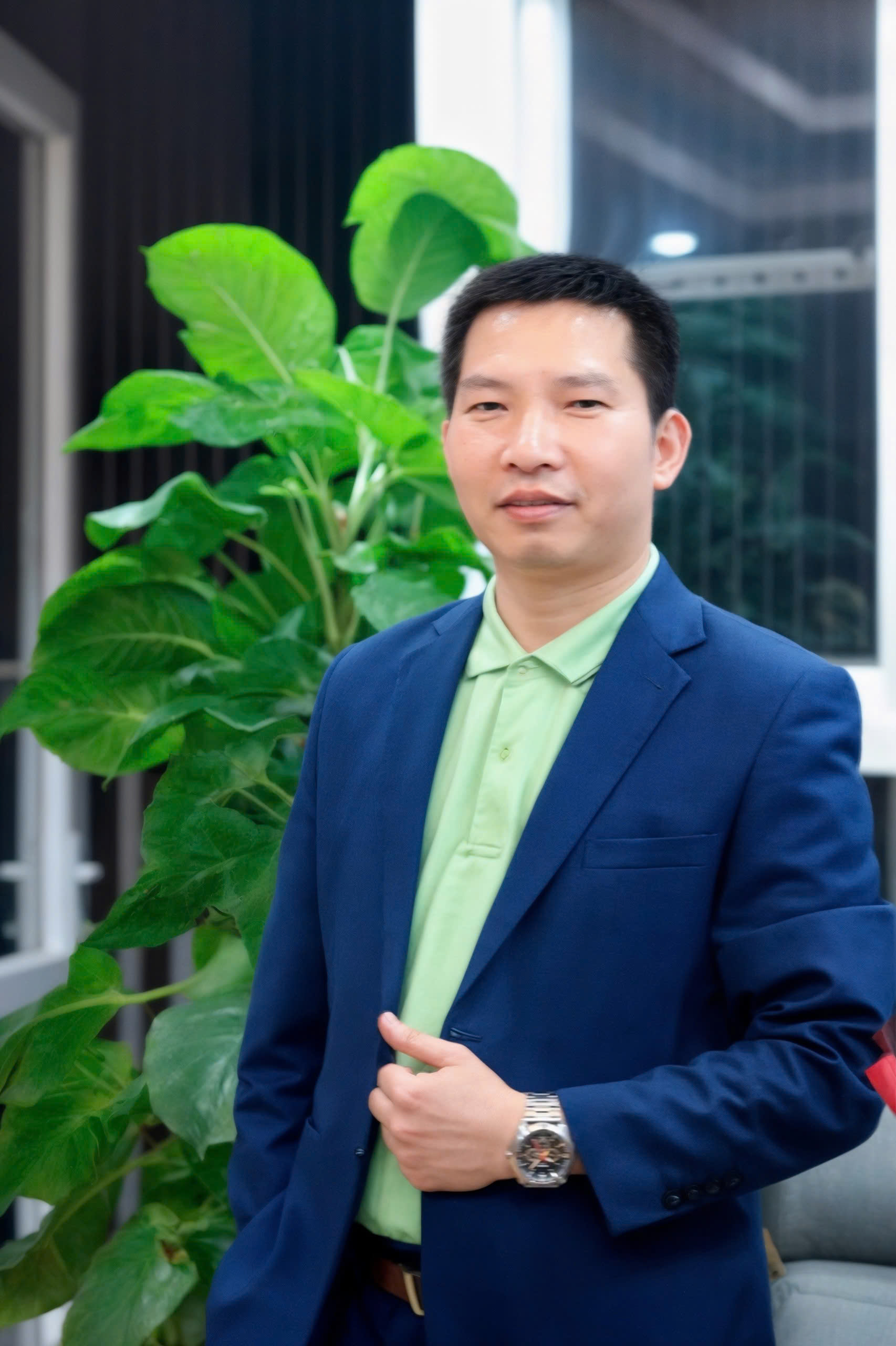 ThS. KS. Nguyễn Văn Hùng – Trưởng Khoa Công nghệ Thiết bị y tế Viện Trang thiết bị và Công trình y tế (Bộ Y tế). ThS. KS. Nguyễn Văn Hùng – Trưởng Khoa Công nghệ Thiết bị y tế Viện Trang thiết bị và Công trình y tế (Bộ Y tế).