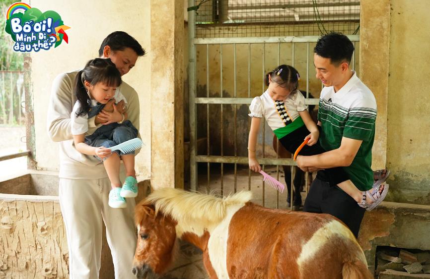 Bố ơi, mình đi đâu thế? 2025 - Hành trình tập sự 1: Hỏi, khóc, cười - các cặp bố con 'triệu view' làm khuynh đảo Thảo Cầm Viên Sài Gòn - Ảnh 3 Bố ơi, mình đi đâu thế? 2025 - Hành trình tập sự 1: Hỏi, khóc, cười - các cặp bố con 'triệu view' làm khuynh đảo Thảo Cầm Viên Sài Gòn - Ảnh 3