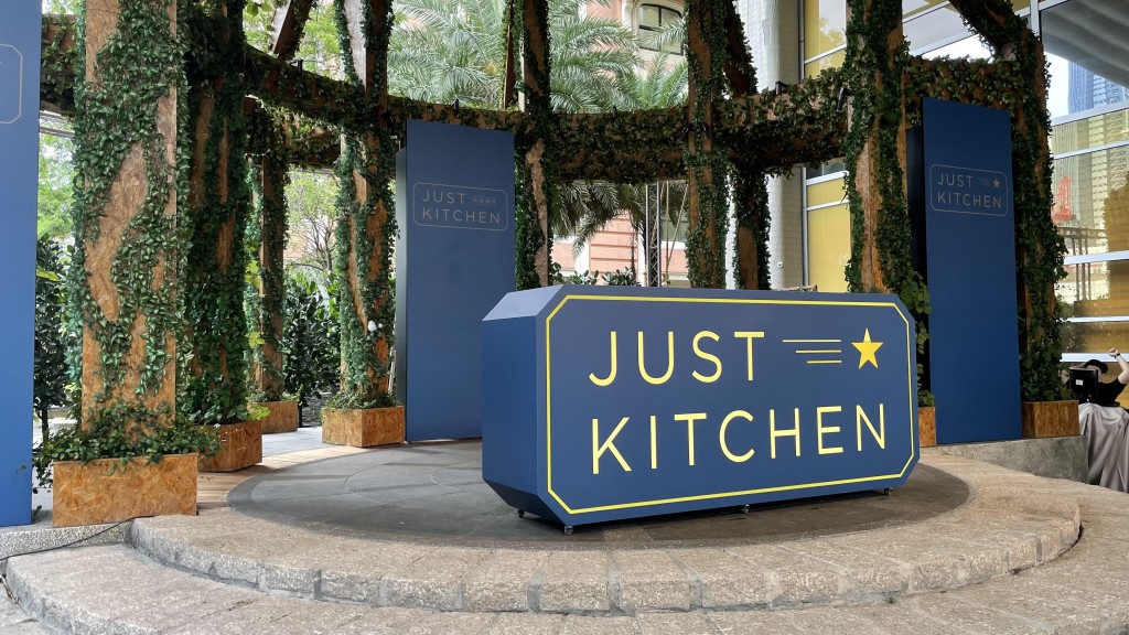 Mô hình của JustKitchen ở Đài Loan điều hành các cửa hàng thực phẩm và đồ uống tại nhà bếp Mô hình của JustKitchen ở Đài Loan điều hành các cửa hàng thực phẩm và đồ uống tại nhà bếp