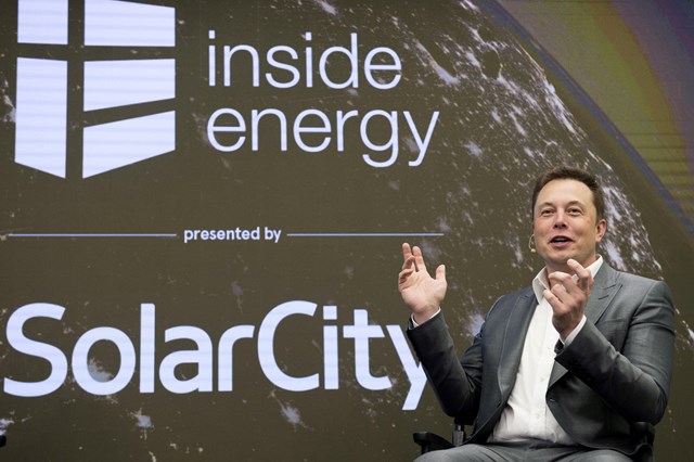 Elon Musk c&ugrave;ng Tesla g&oacute;p c&ocirc;ng lớn trong việc tạo n&ecirc;n cuộc c&aacute;ch mạng xe điện to&agrave;n cầu.