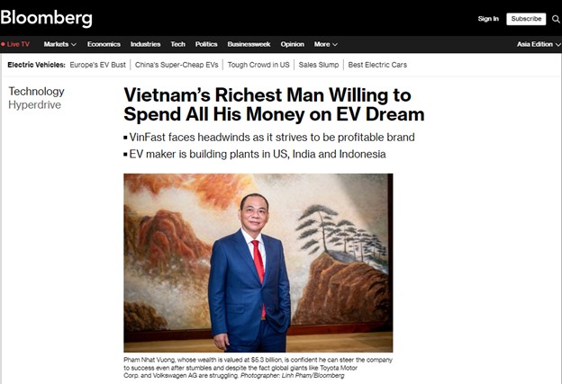 Bloomberg đăng b&agrave;i phỏng vấn Chủ tịch Vingroup Phạm Nhật Vượng v&agrave;o đ&uacute;ng ng&agrave;y kỷ niệm 5 năm kh&aacute;nh th&agrave;nh nh&agrave; m&aacute;y VinFast.