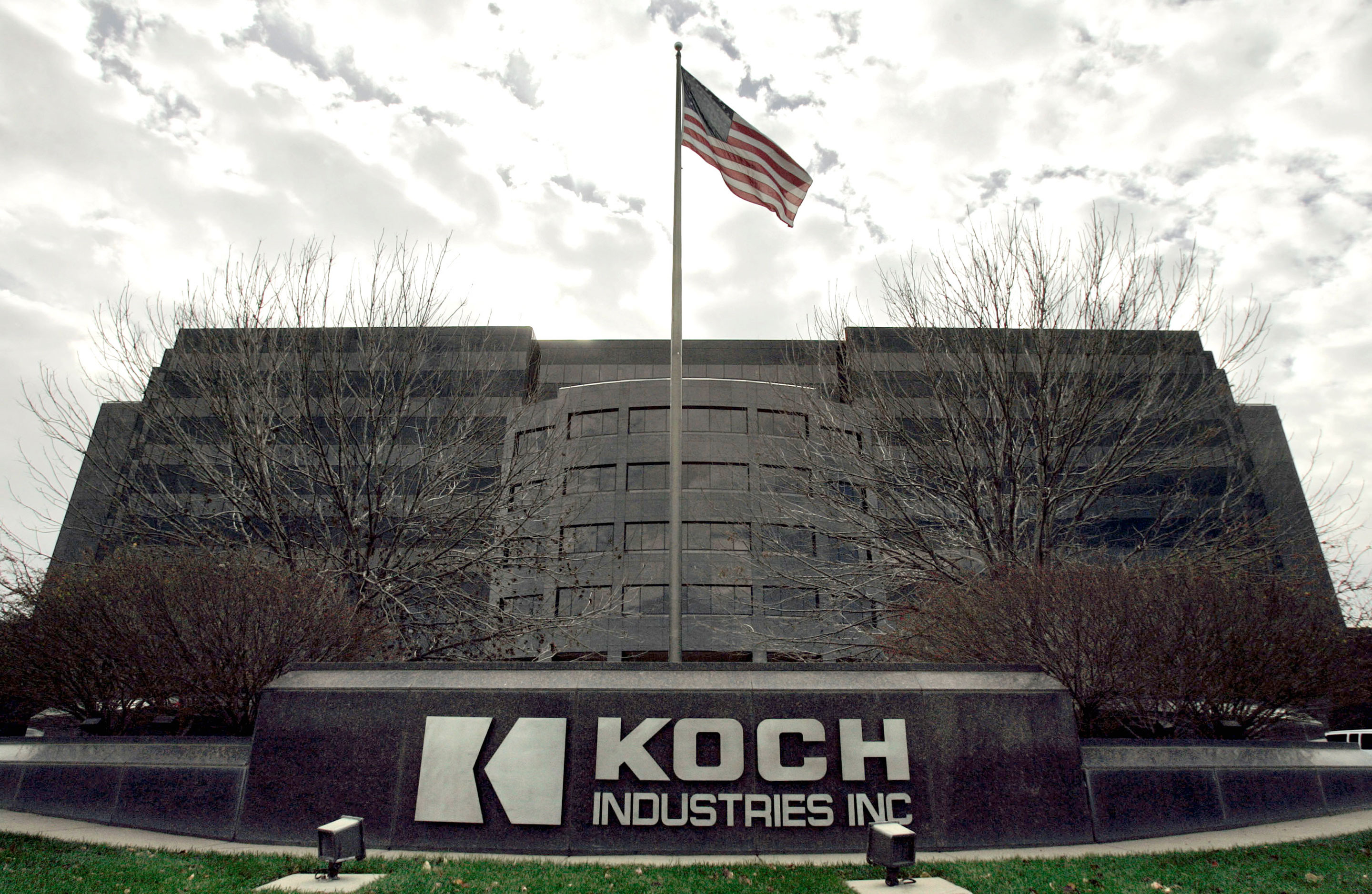 Trụ sở của Koch Industries. Ảnh: Fortune
