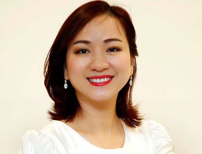 Lê Thu Thuỷ - Con gái bà Nguyễn Thị Nga vẫn bắt đầu làm việc từ vị trí bình thường như mọi người Lê Thu Thuỷ - Con gái bà Nguyễn Thị Nga vẫn bắt đầu làm việc từ vị trí bình thường như mọi người