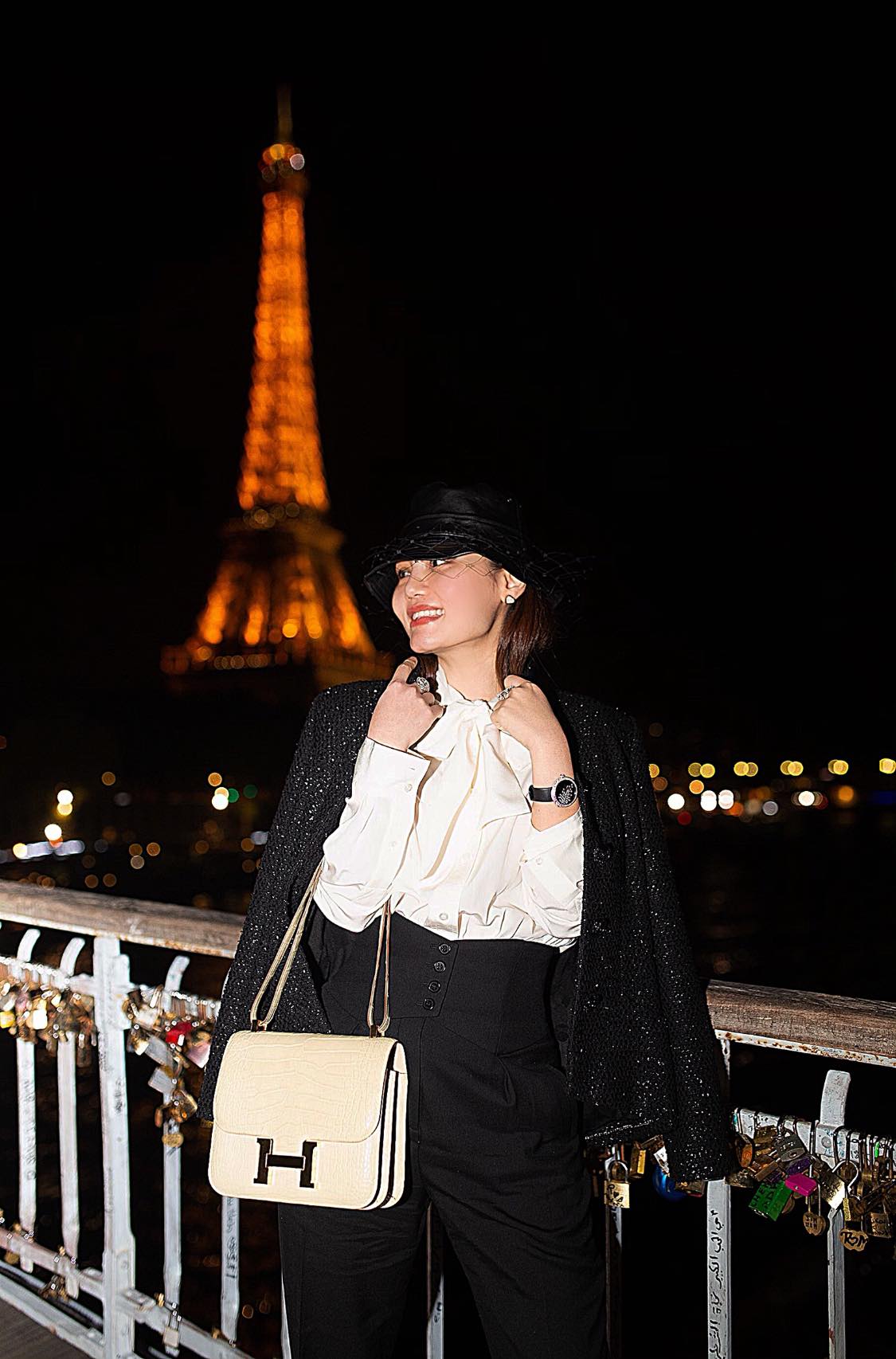 Ái nữ nhà tỷ phú Trần Bá Dương: Fashionista sang chảnh của làng thời trang cao cấp - Ảnh 3 Ái nữ nhà tỷ phú Trần Bá Dương: Fashionista sang chảnh của làng thời trang cao cấp - Ảnh 3