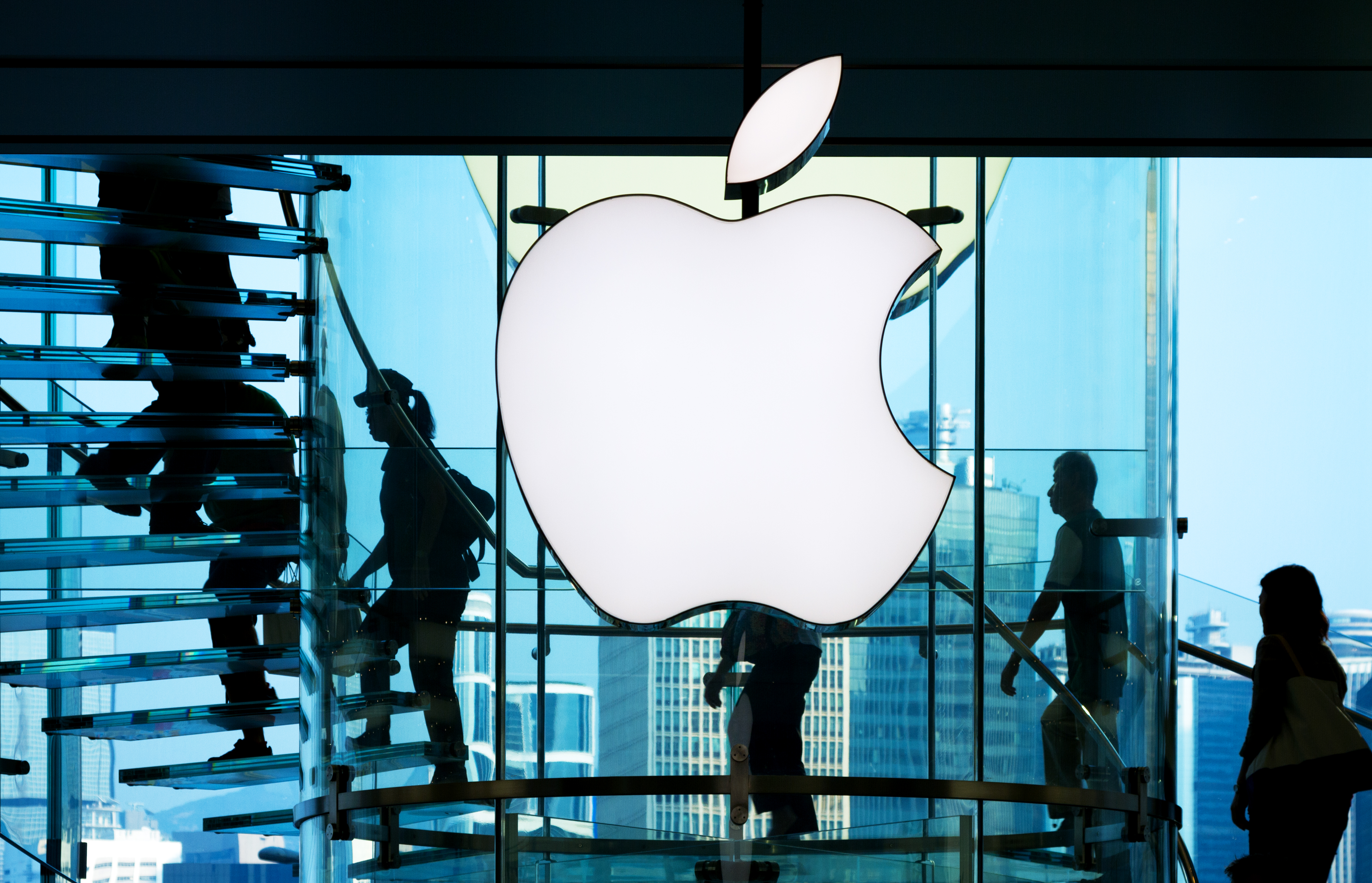 Apple c&#243; thể sẽ giảm lượng iPhone 15 xuất ra thị trường - Ảnh 1