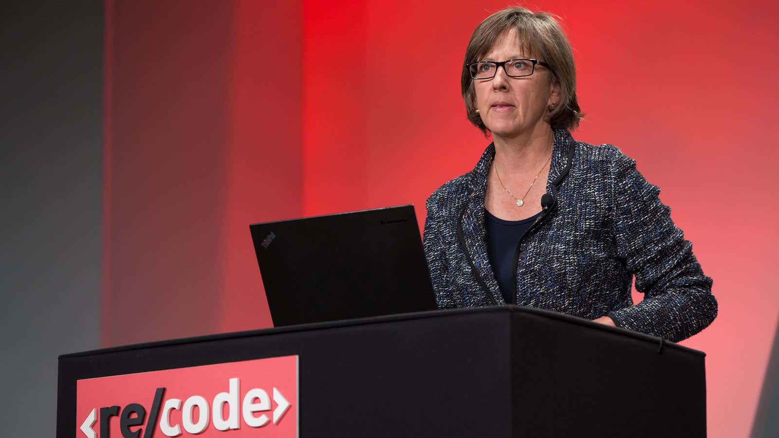Mary Meeker là nhà sáng lập và đối tác điều hành của công ty đầu tư Bond, và từng được mệnh danh là “nữ hoàng Internet” với loạt báo cáo thường niên Internet Trends nổi tiếng - Ảnh: Asa Mathat/Re/code. Mary Meeker là nhà sáng lập và đối tác điều hành của công ty đầu tư Bond, và từng được mệnh danh là “nữ hoàng Internet” với loạt báo cáo thường niên Internet Trends nổi tiếng - Ảnh: Asa Mathat/Re/code.