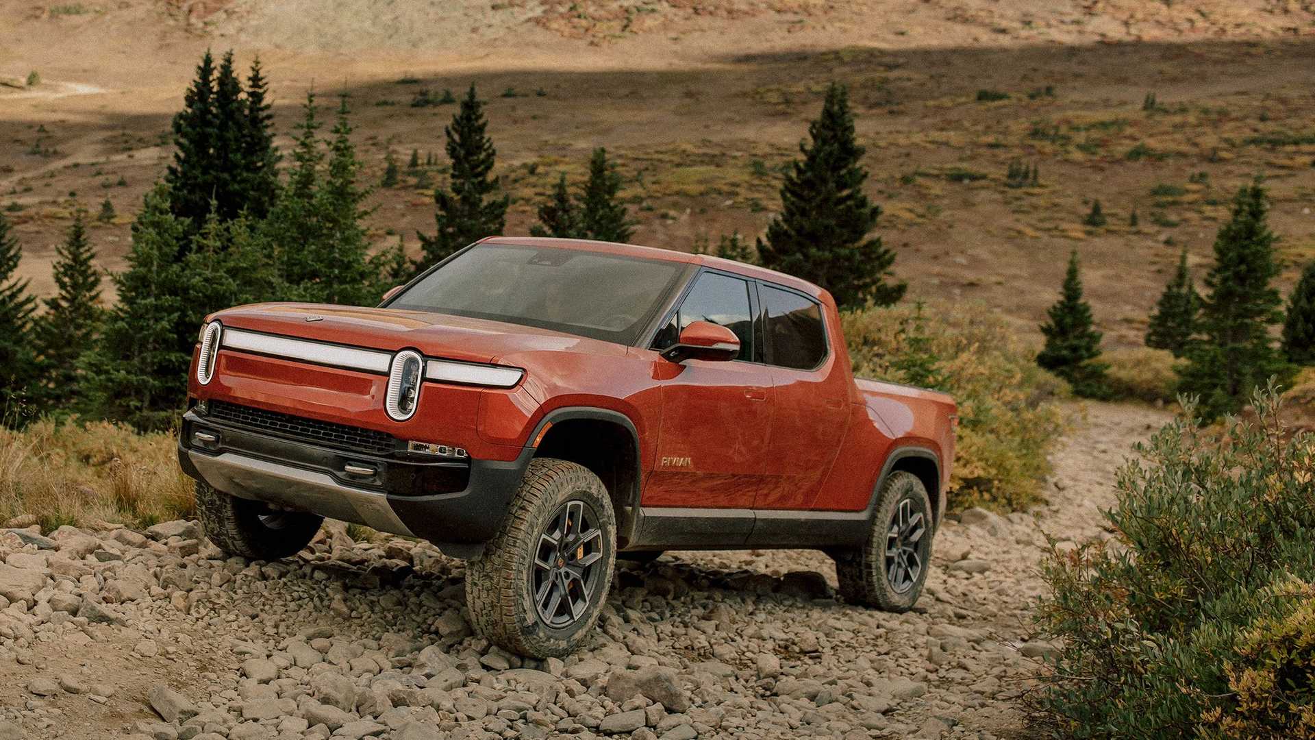 Rivian R1T, chiếc xe l&agrave;m n&ecirc;n t&ecirc;n tuổi Rivian.