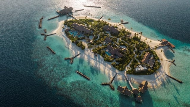H&ograve;n đảo nghỉ dưỡng Ithaafushim thuộc resort Waldorf Astoria. C&aacute;i t&ecirc;n "Ithaafushi" c&oacute; nghĩa l&agrave; "Đảo ngọc" trong tiếng Dhivehi, ng&ocirc;n ngữ địa phương của người d&acirc;n Maldives. C&aacute;i t&ecirc;n tượng trưng cho vẻ đẹp v&agrave; sự kh&aacute;c biệt của h&ograve;n đảo n&agrave;y.