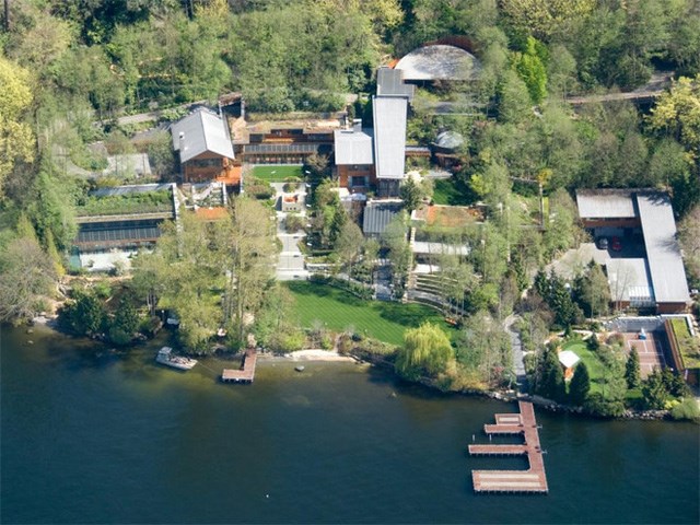 Dinh thự của Bill Gates nh&igrave;n ra Hồ Washington
