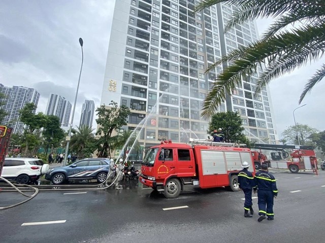 Một buổi diễn tập PCCC tại khu đ&ocirc; thị Vinhomes với sự tham gia của nhiều b&ecirc;n li&ecirc;n quan nhằm n&acirc;ng cao nhận thức v&agrave; kỹ năng cho cư d&acirc;n &nbsp;