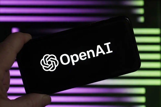 Logo của c&ocirc;ng ty OpenAI. Ảnh: AP