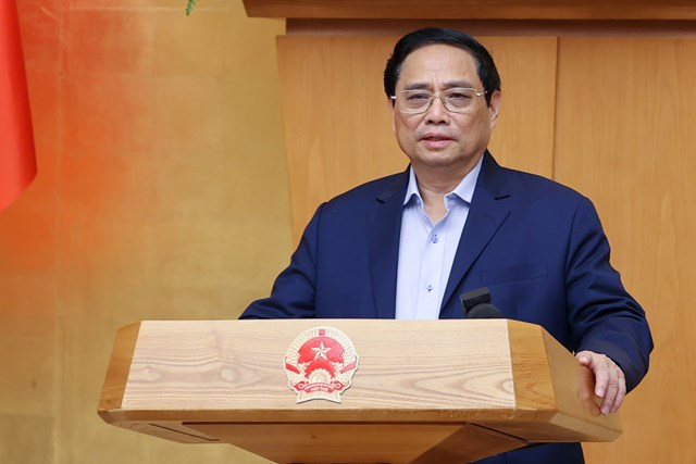 Thủ tướng chỉ đạo quyết liệt th&#225;o gỡ kh&#243; khăn về ph&#225;p l&#253;, tiếp cận vốn, thanh khoản, thuế ph&#237;,... để hỗ trợ doanh nghiệp - Ảnh 1