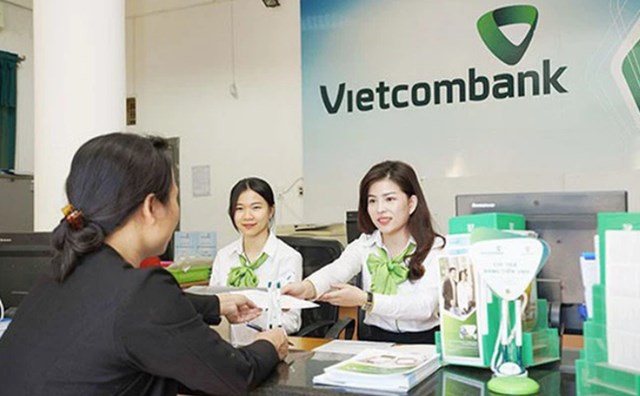 Vietcombank vượt kế hoạch lợi nhuận 30.000 tỷ đồng giữa m&#249;a dịch - Ảnh 1