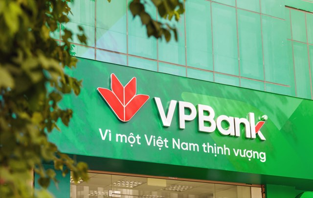 ĐHĐCĐ 2023: VPBank (VPB) tự tin mục ti&#234;u lợi nhuận hơn 24.000 tỷ đồng trong năm 2023, dự kiến chia cổ tức tiền mặt 5 năm liền - Ảnh 1