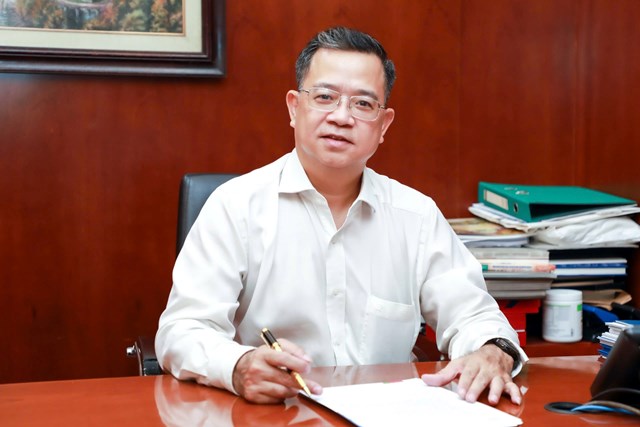 Luật sư H&agrave; Đăng Luyện