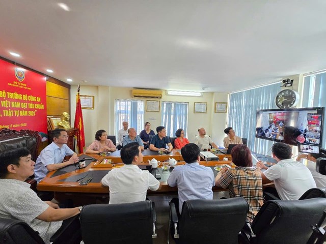 Điểm cầu B&aacute;o Ph&aacute;p luật Việt Nam tham gia hội nghị