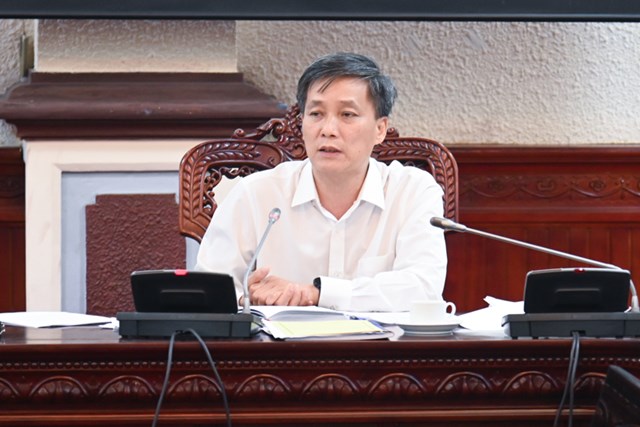 Thứ trưởng Nguyễn Kh&aacute;nh Ngọc ph&aacute;t biểu tại cuộc họp