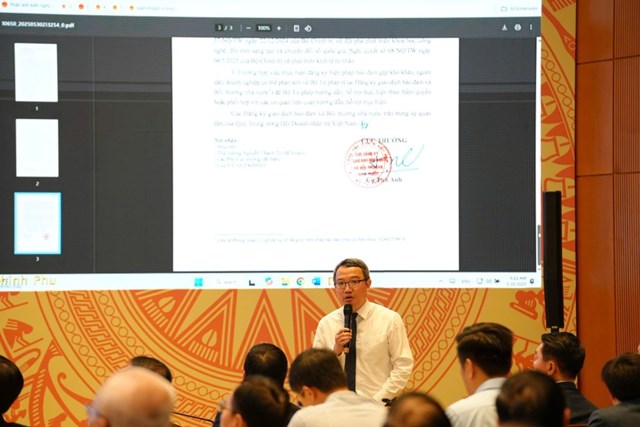 &Ocirc;ng Hồ Quang Huy, Cục trưởng Cục Kiểm tra văn bản ph&aacute;p luật v&agrave; Xử l&yacute; vi phạm h&agrave;nh ch&iacute;nh giới thiệu về hệ thống tiếp nhận, xử l&yacute; phản &aacute;nh, kiến nghị của người d&acirc;n, doanh nghiệp về văn bản quy phạm ph&aacute;p luật