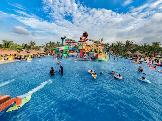 Cư d&acirc;n Vinhomes Ocean Park 3 được tận hưởng trọn vẹn chất sống nghỉ dưỡng biển đỉnh cao 365 ng&agrave;y/năm &nbsp;