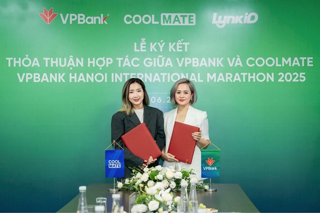 Đại diện VPBank v&agrave; Coolmate tại lễ k&yacute; kết thỏa thuận, khẳng định định hướng hợp t&aacute;c chiến lược, đồng h&agrave;nh c&ugrave;ng lan toả lối sống năng động. &nbsp;