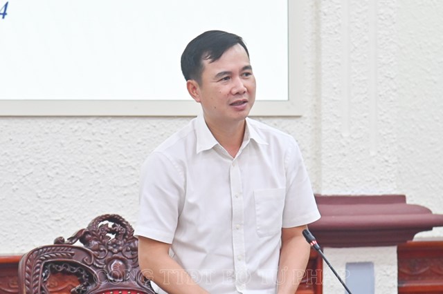 Thứ trưởng Bộ Khoa học v&agrave; C&ocirc;ng nghệ B&ugrave;i Thế Duy.