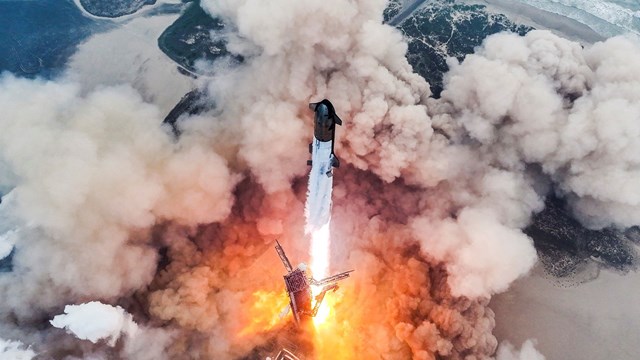 T&ecirc;n lửa Starship được ph&oacute;ng th&agrave;nh c&ocirc;ng từ cơ sở Starbase ở bang Texas - Mỹ h&ocirc;m 6-6 Ảnh: SPACEX/REUTERS &nbsp;