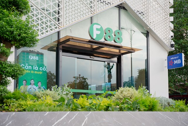 Cửa h&agrave;ng F88 tại số 05 Nguyễn Thị Duệ. &nbsp;