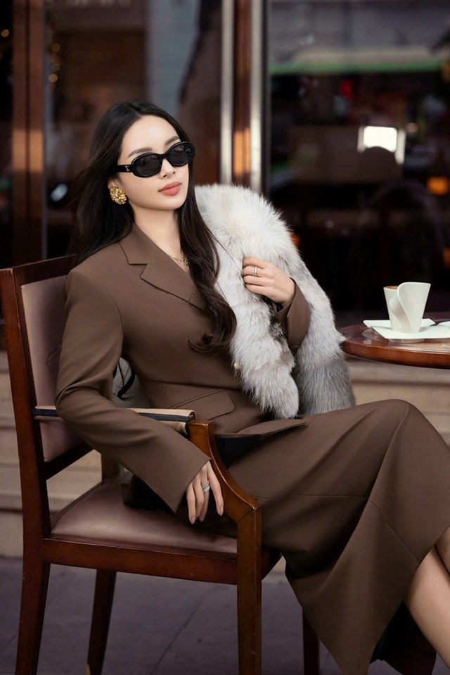 Đinh Ngọc Phượng: Gi&#225;m đốc C&#244;ng ty TNHH Thời trang Venesto - H&#224;nh tr&#236;nh truyền tải phong c&#225;ch sống qua ng&#244;n ngữ thời trang - Ảnh 2