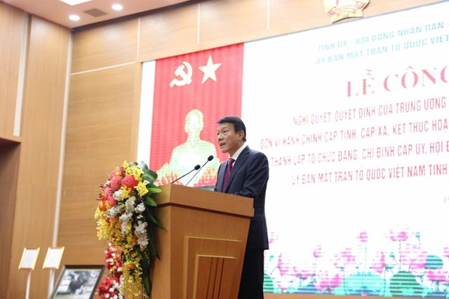 Đại tướng Lương Tam Quang - Ủy vi&ecirc;n Bộ Ch&iacute;nh trị, B&iacute; thư Đảng ủy C&ocirc;ng an Trung ương, Bộ Trưởng Bộ C&ocirc;ng an ph&aacute;t biểu chỉ đạo hội nghị