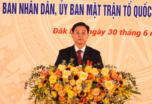 &Ocirc;ng Nguyễn Đ&igrave;nh Trung - B&iacute; thư Tỉnh ủy Đắk Lắk mới ph&aacute;t biểu nhận nhiệm vụ.